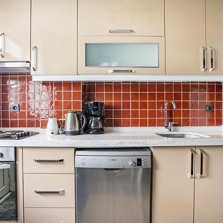 Spacious Flat Near Caddebostan Coast Leilighet Istanbul Eksteriør bilde