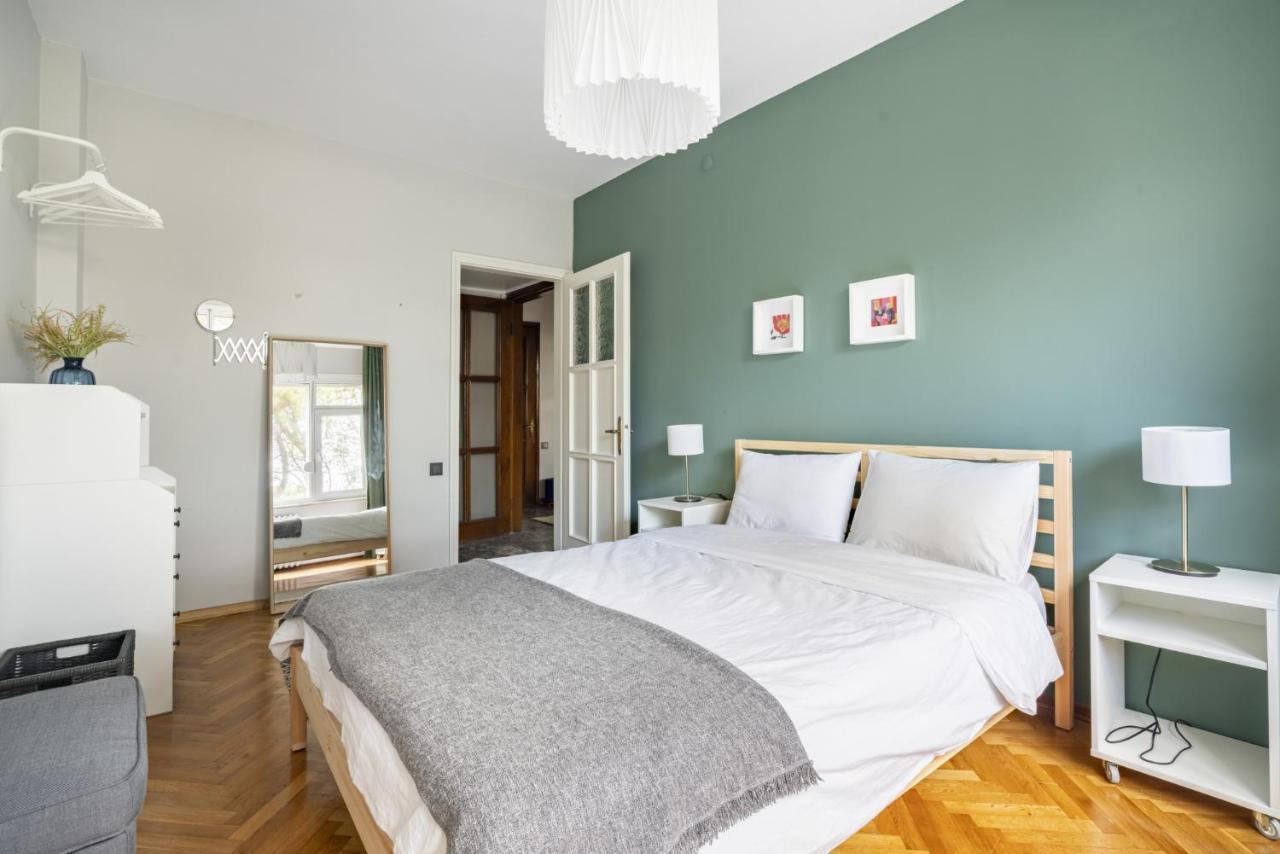 Spacious Flat Near Caddebostan Coast Leilighet Istanbul Eksteriør bilde