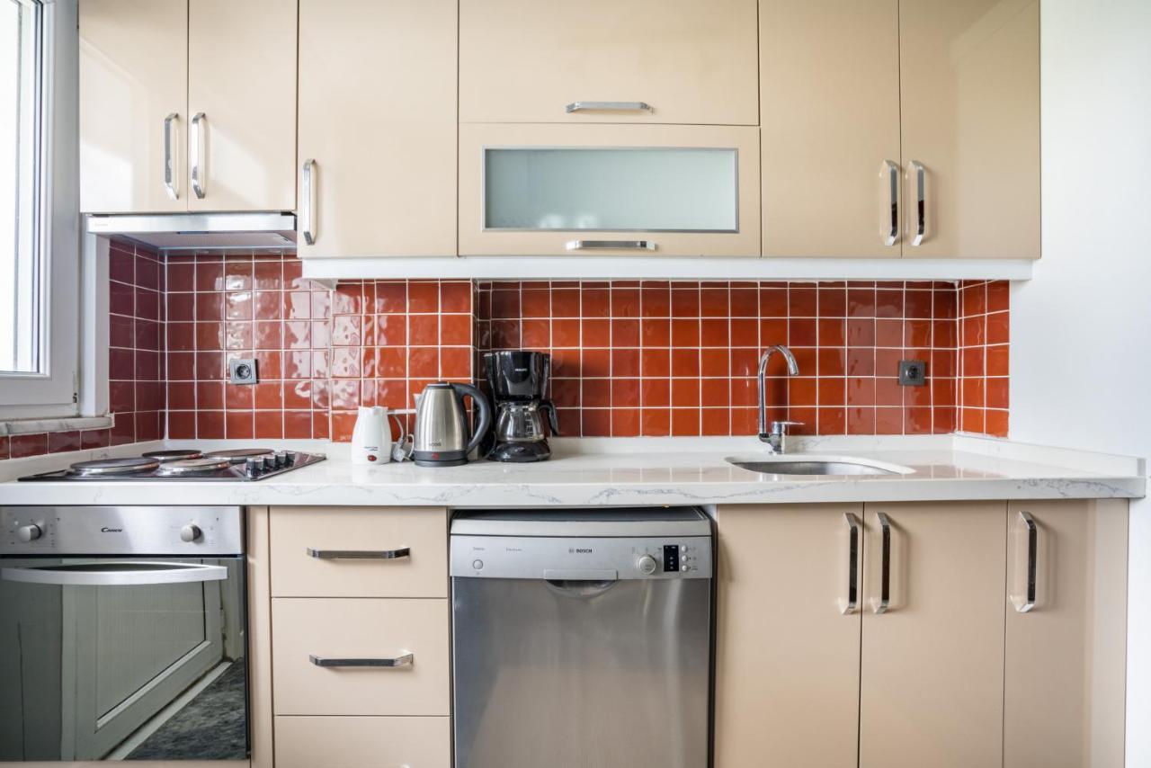 Spacious Flat Near Caddebostan Coast Leilighet Istanbul Eksteriør bilde