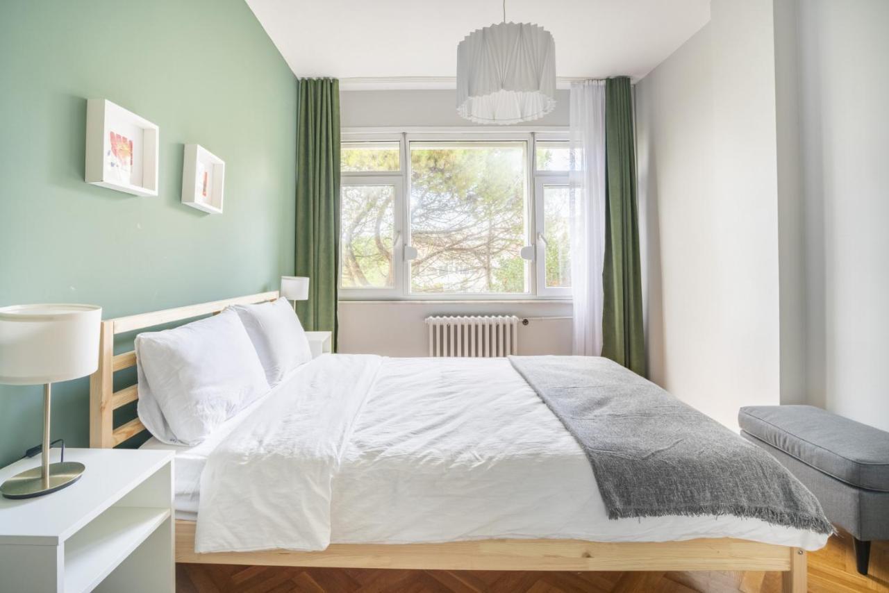 Spacious Flat Near Caddebostan Coast Leilighet Istanbul Eksteriør bilde