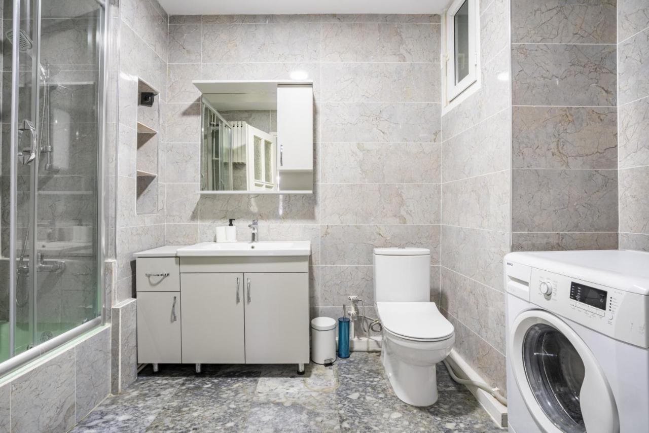 Spacious Flat Near Caddebostan Coast Leilighet Istanbul Eksteriør bilde