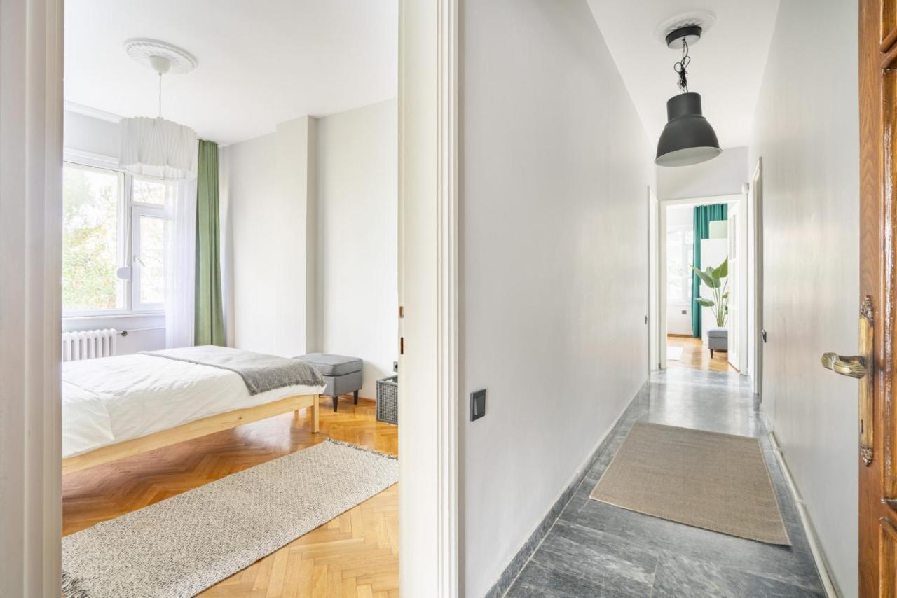 Spacious Flat Near Caddebostan Coast Leilighet Istanbul Eksteriør bilde